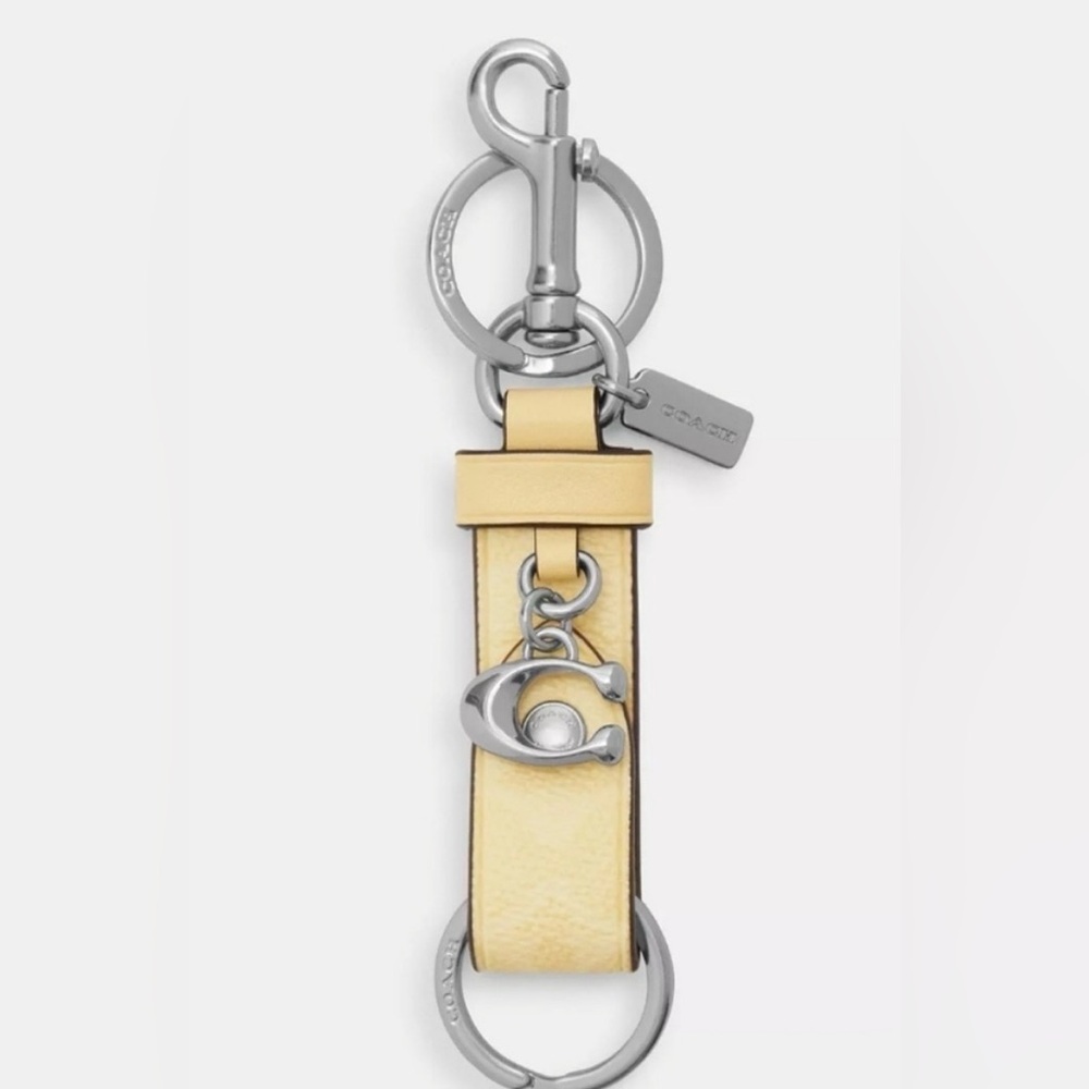 NWT Coach Silvertone Leather Keychain